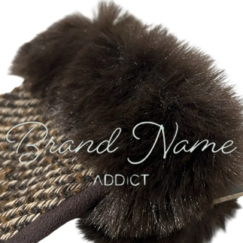 PRICE IS FIRM - London Fog Collection Faux Fur Designer Glove Set - Picture 3 of 5